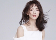 开云APP-赛道上的击溃，F1新赛季揭幕战如安哥拉大胜洪都拉斯般点燃全球激情