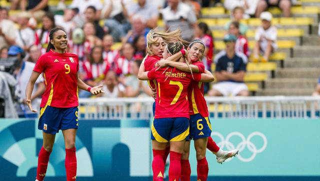 关于加拿大女足队员在比赛中取得辉煌战绩的信息