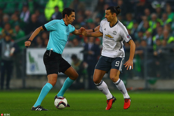 包含圣埃蒂安做客取胜，夺得三分的词条