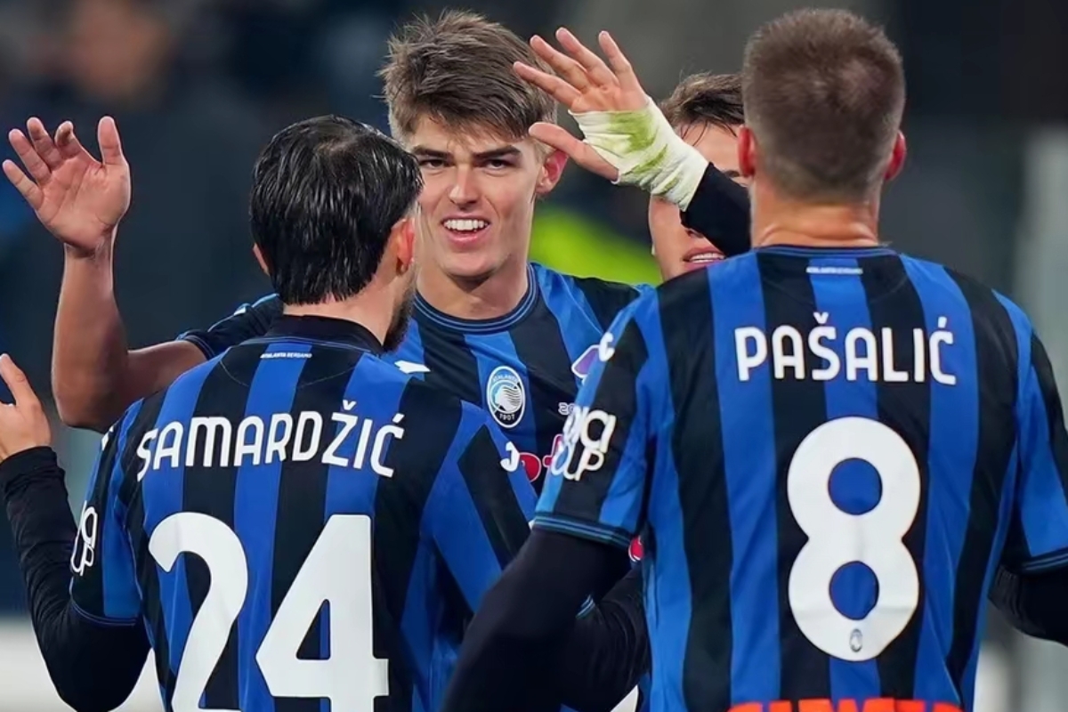 包含皇马逆袭获胜，继续追逐领头羊的词条