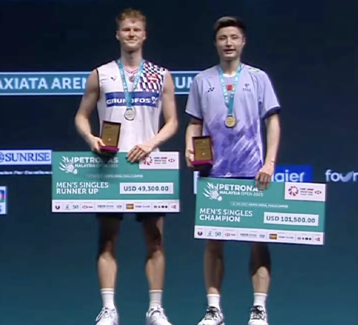 马来西亚队逆转德国队,石宇奇高光表现 马来西亚队逆转德国队,石宇奇高光表现