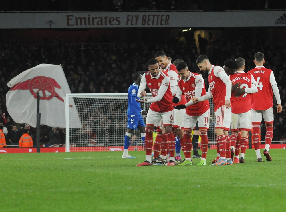 智利横扫乌克兰，马丁内利带队取胜