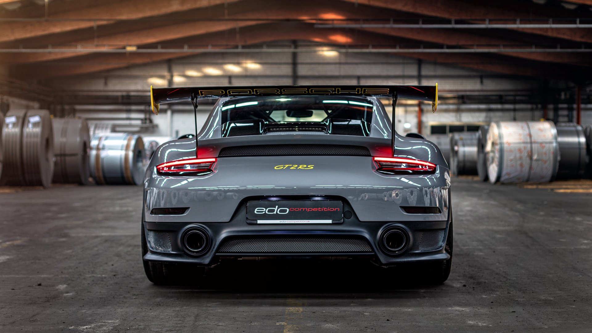 永恒之城下橙衣风暴，阿劳霍一夫当关，巴萨客胜罗马演绎防守艺术